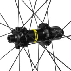 Mavic Crossmax Laufradsatz - 29" | UST | 6-Loch - 15x110mm | 12x148mm Boost - Shimano HG -Mavic r41071 1 1072229 1